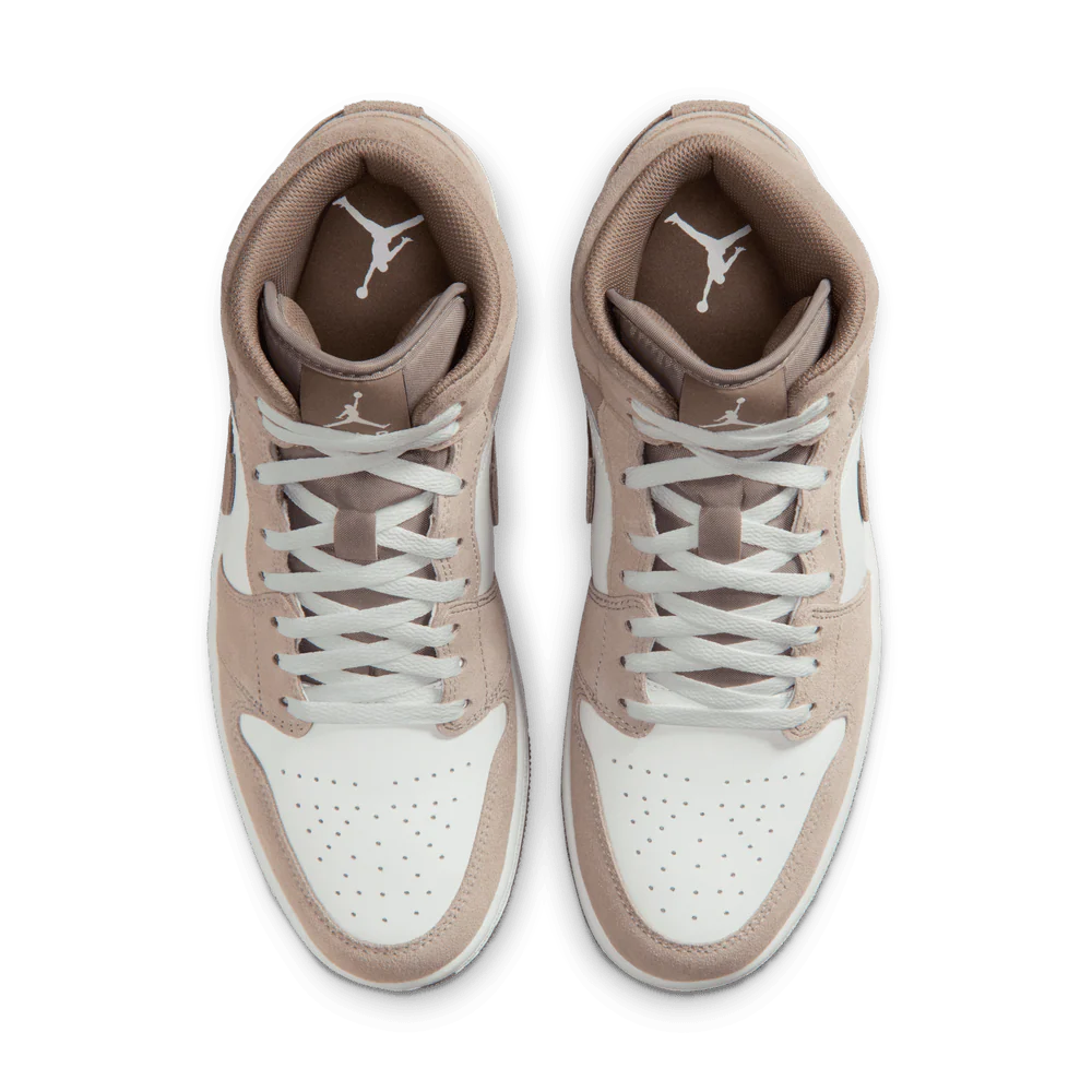 Air Jordan 1 Mid - Image 4