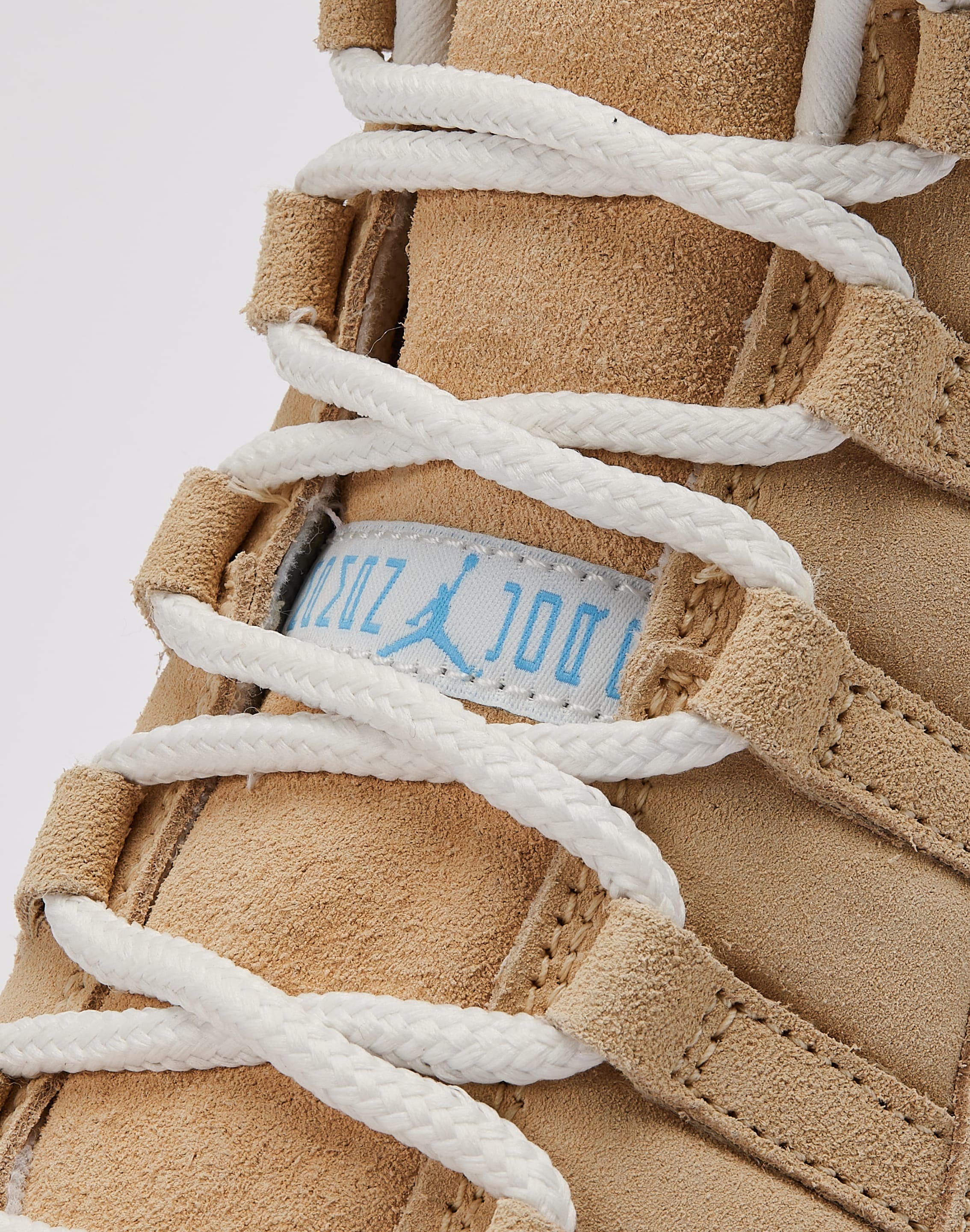 Air Jordan 11 Retro - Image 6