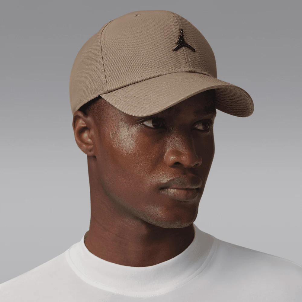Air Jordan Rise Structured Metal Jumpman Hat - Image 3