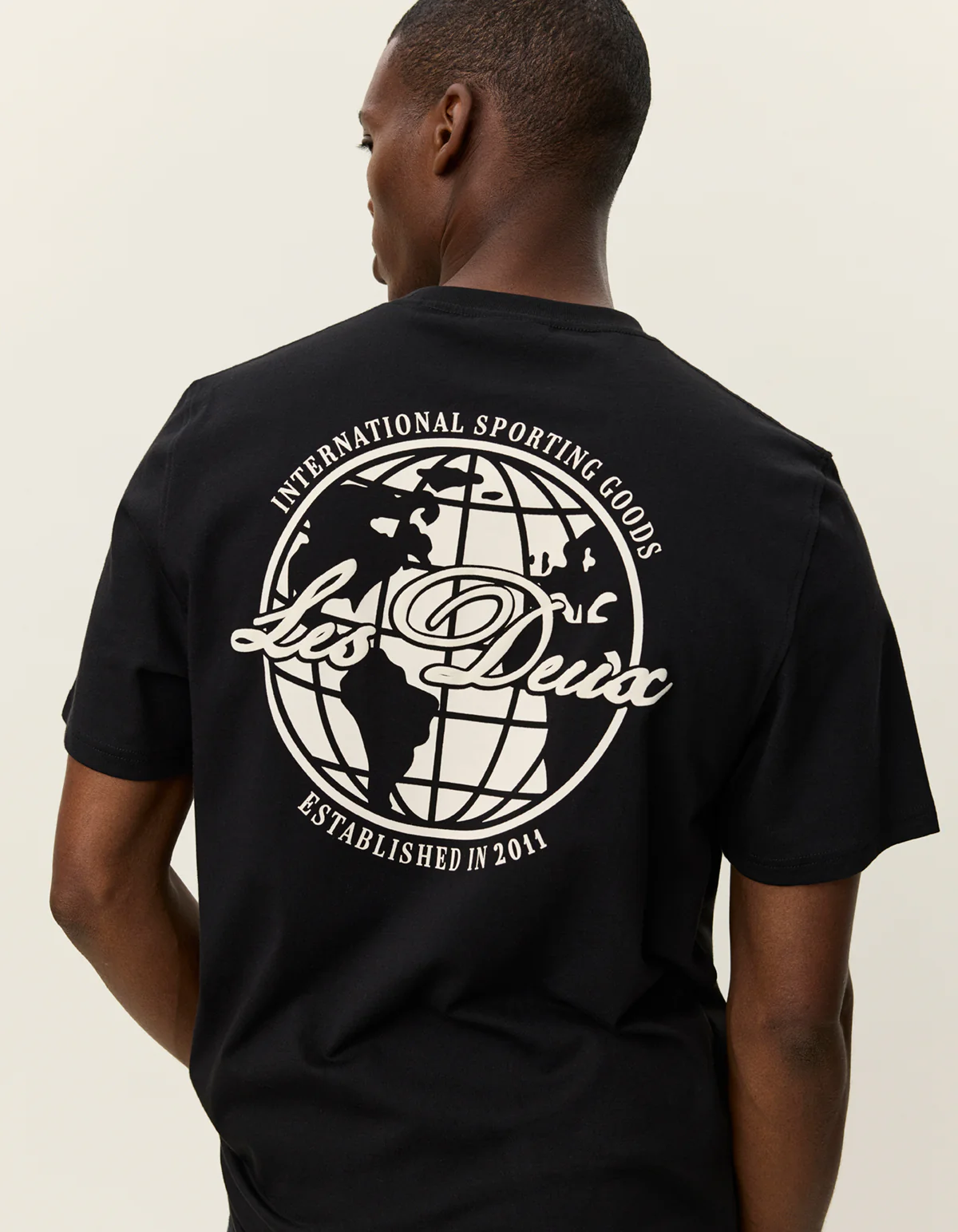 Les Deux Ben Globe Tee - Image 4