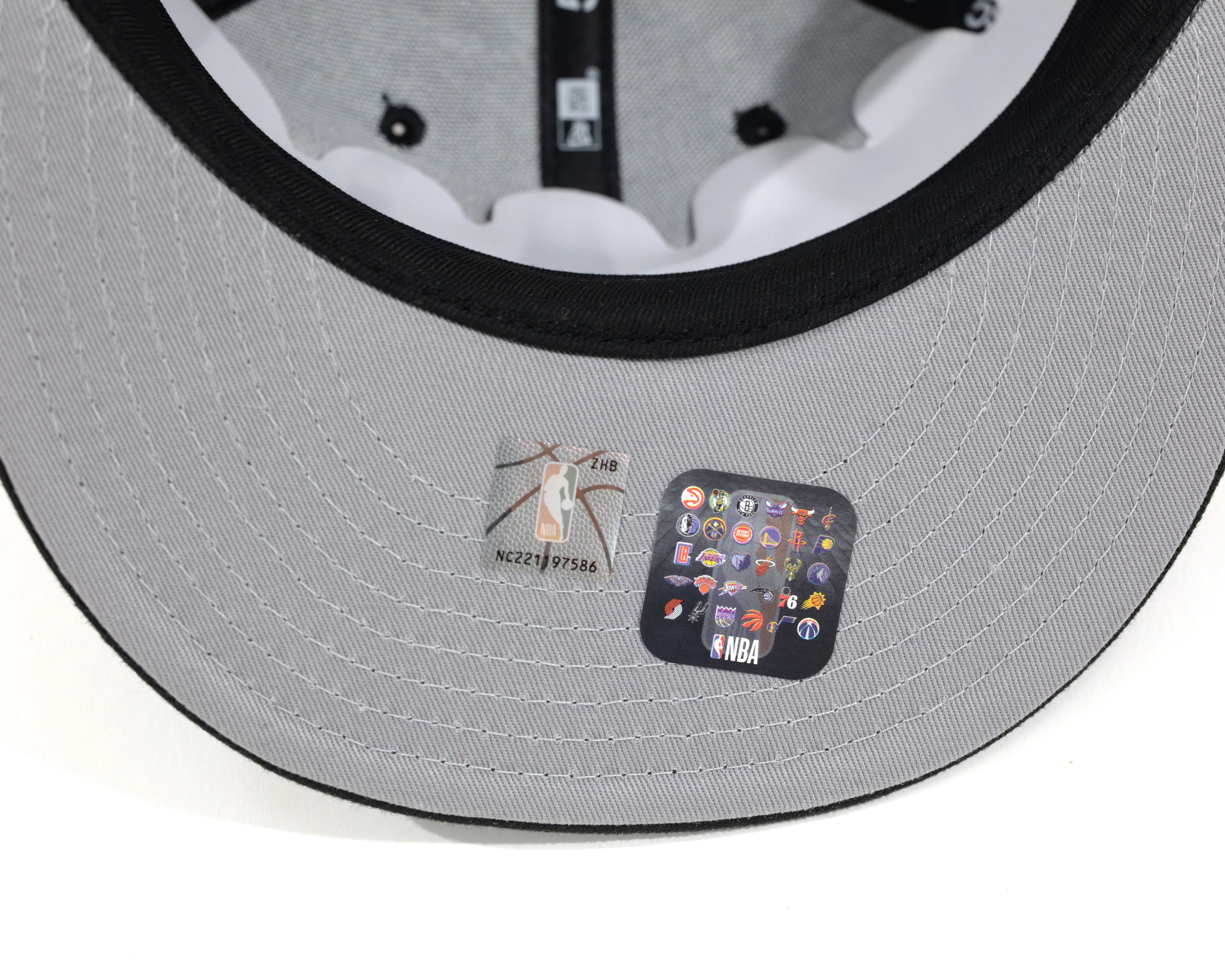 New Era 59Fifty Chicago Bulls Rose Fitted Hat - Image 5