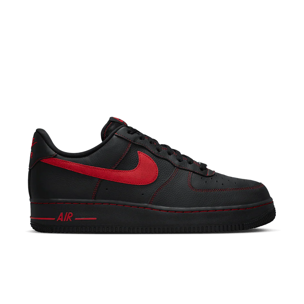 Nike Air Force 1 '07 LV8