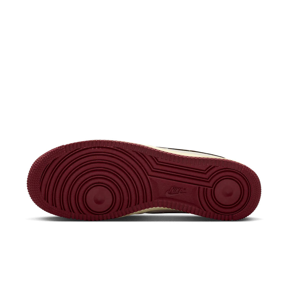 Nike Air Force 1 '07 LV8 - Image 2