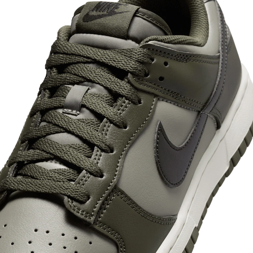 Nike Dunk Low Retro - Image 8