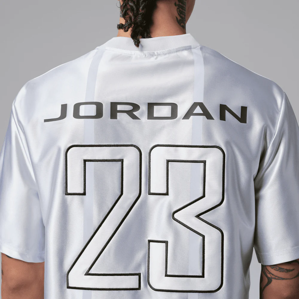 Air Jordan Paris Saint-Germain Jersey - Image 4