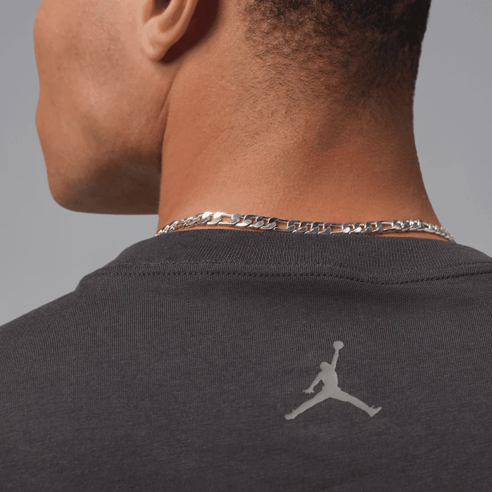 Air Jordan Paris Saint-Germain Practice Tee - Image 3
