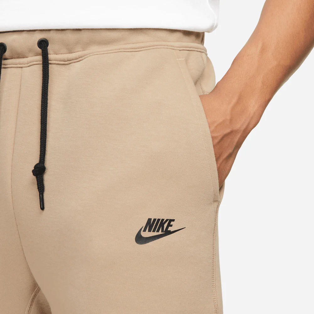Nike Sportswear Tech Fleece Slim Fit Jogger - Image 5