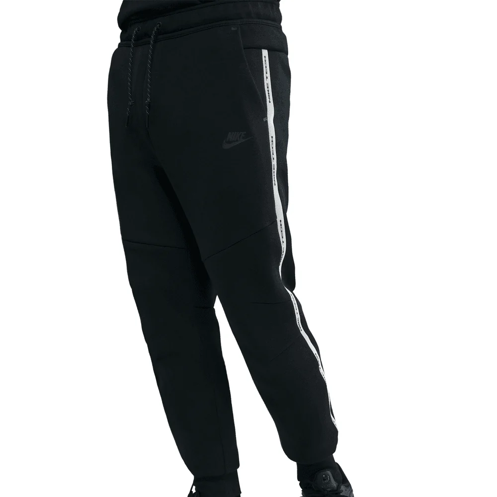 Nike Tech Fleece Reflective Jogger Pant - Image 3