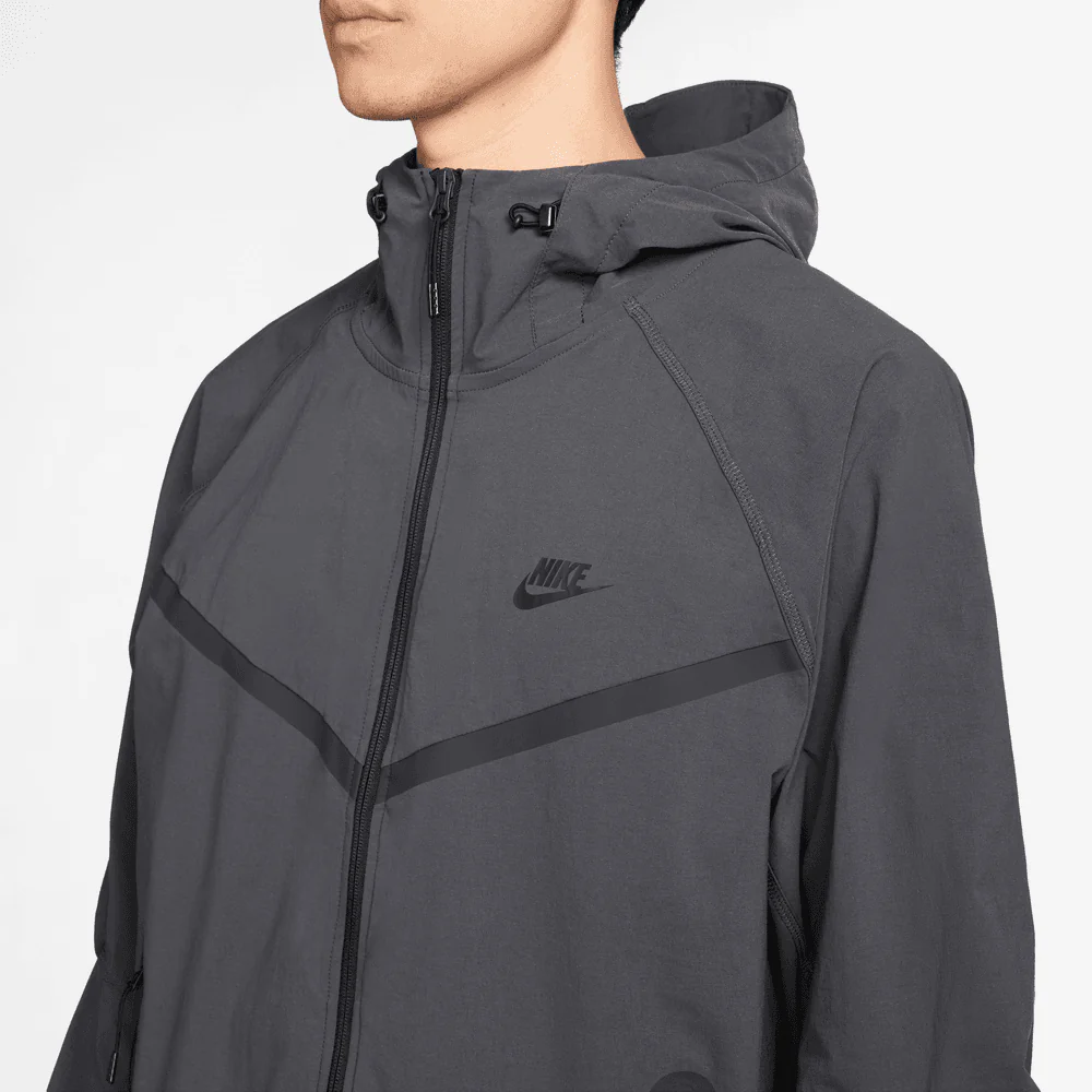 Nike Tech Woven Jacket - Image 3