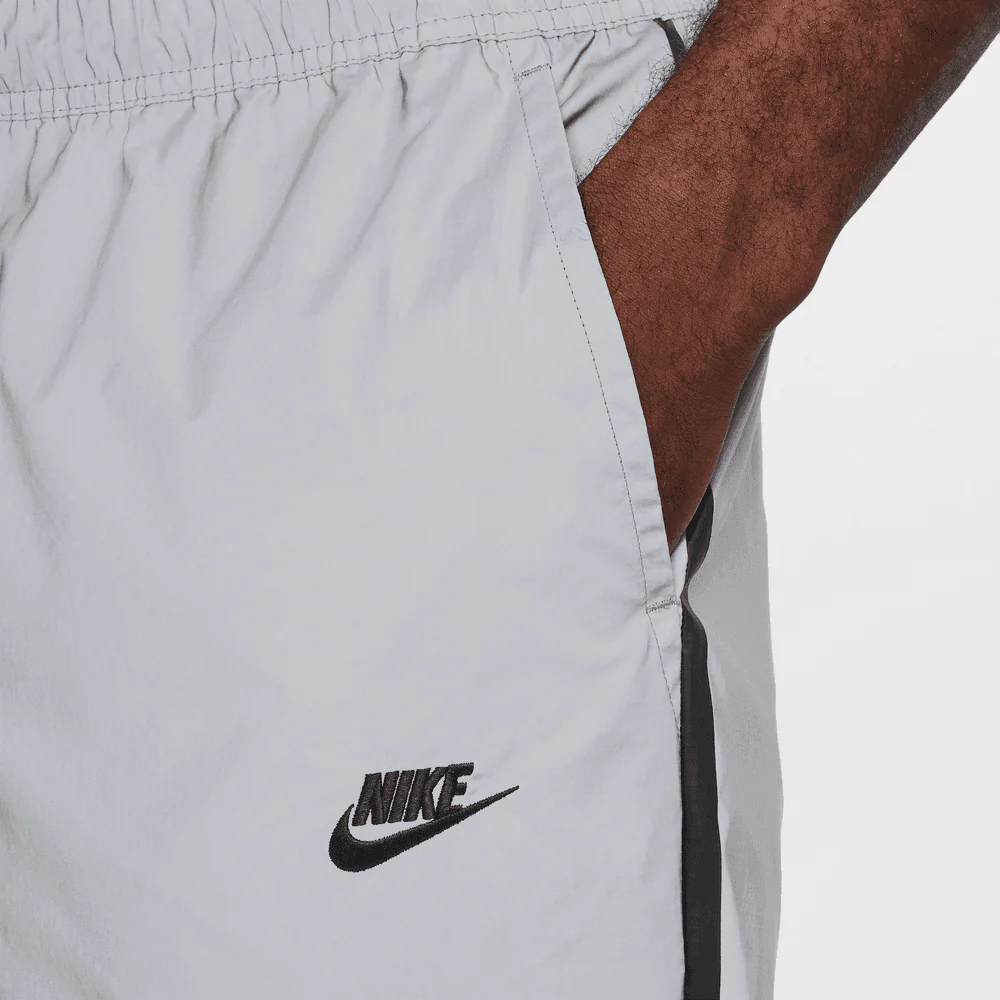 Nike Tech Woven Reflective Pant - Image 3