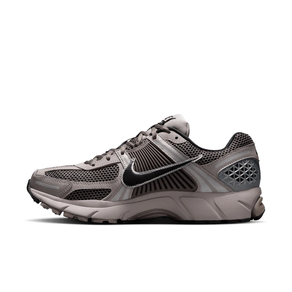 Nike Zoom Vomero 5 - Image 3