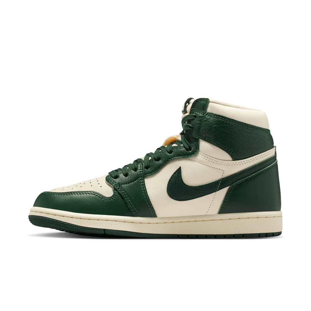 Wmns Air Jordan 1 Retro High OG - Image 3