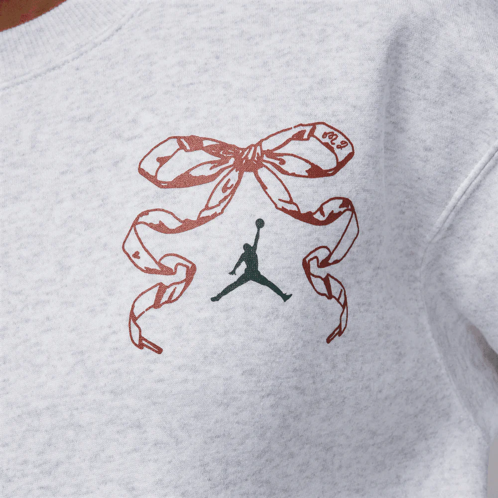 Wmns Air Jordan Brooklyn Fleece Graphic GG Crewneck - Image 3