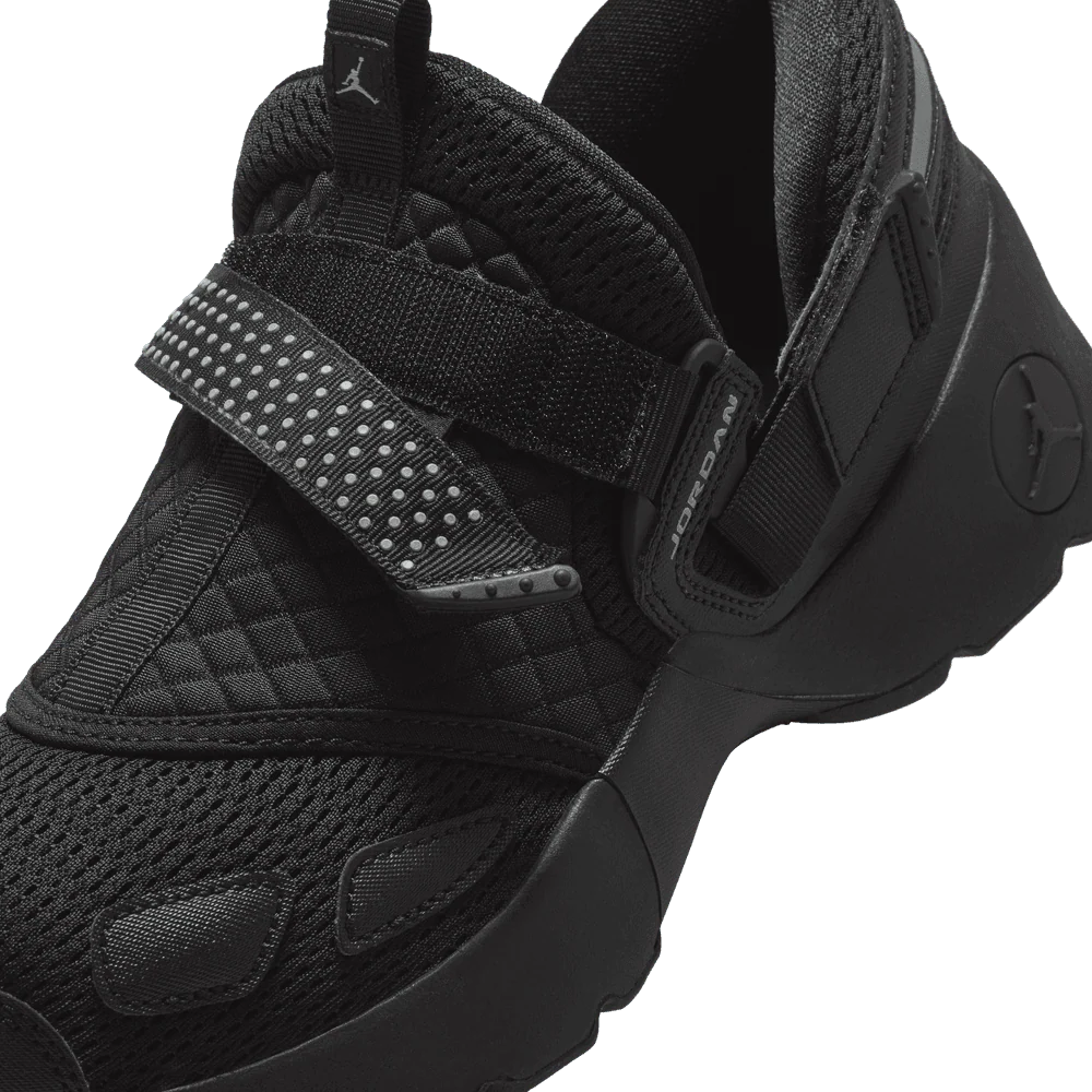 Wmns Air Jordan Trunner LX - Image 8