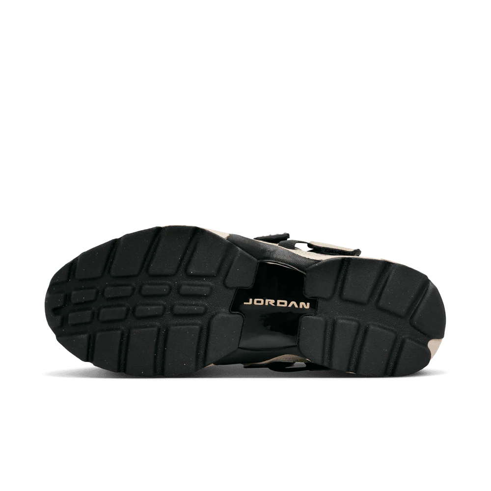 Wmns Air Jordan Trunner LX - Image 2