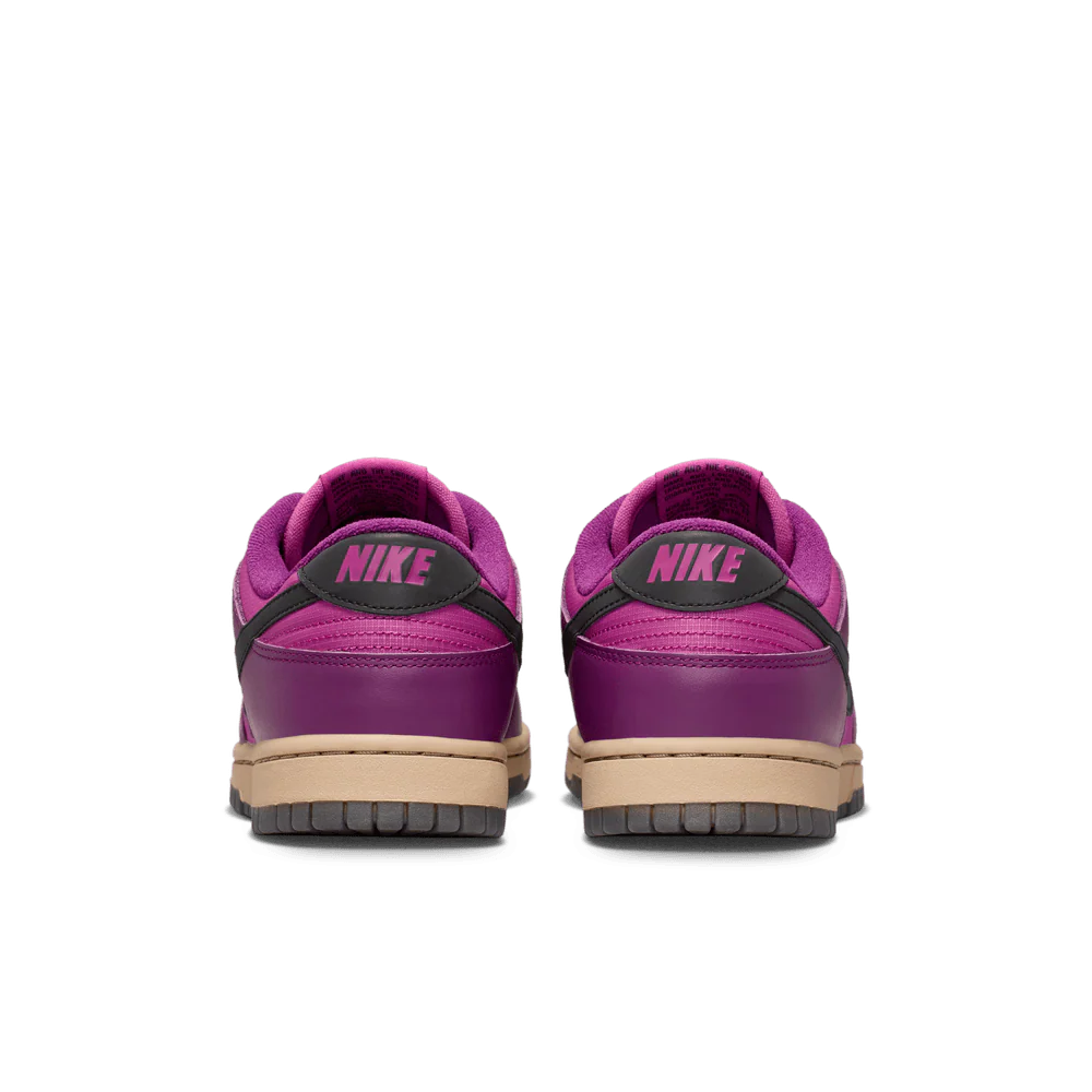 Wmns Nike Dunk Low - Image 6