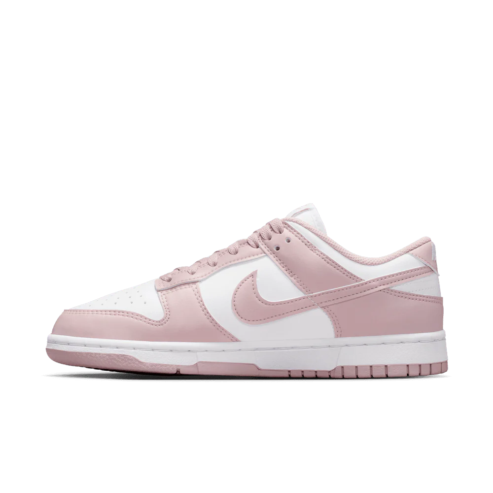 Wmns Nike Dunk Low - Image 3
