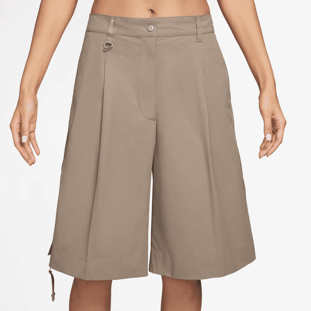 Wmns Nike Sportswear Airreverent Low-Rise Shorts