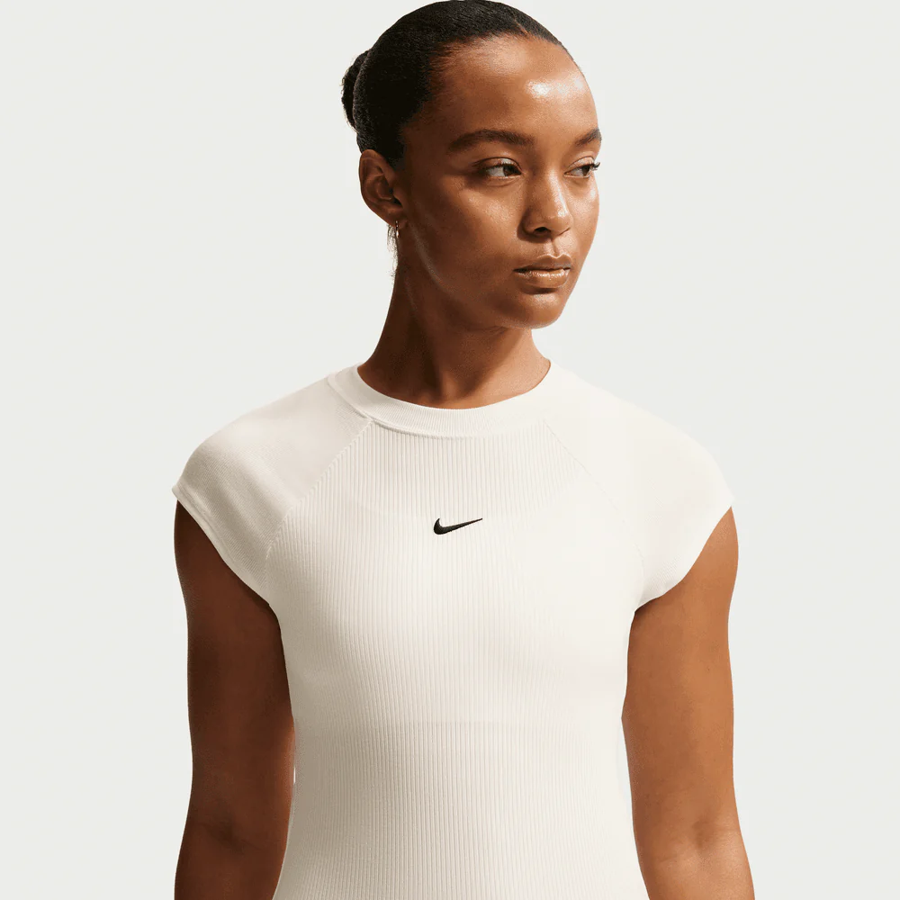 Wmns Nike Sportswear Chill Knit Tight Short-Sleeve Ribbed Top - Image 3