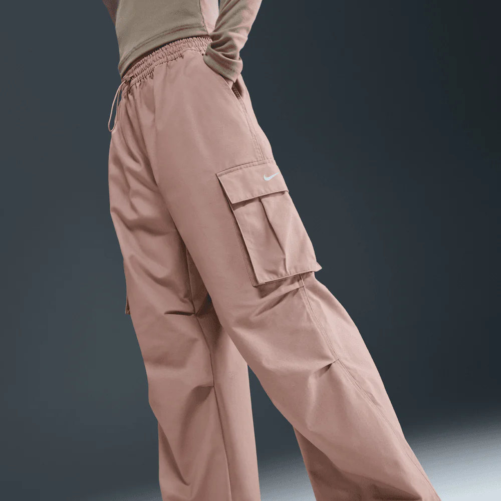 Wmns Nike Sportswear Oversized Woven Cargo Pants - Image 4