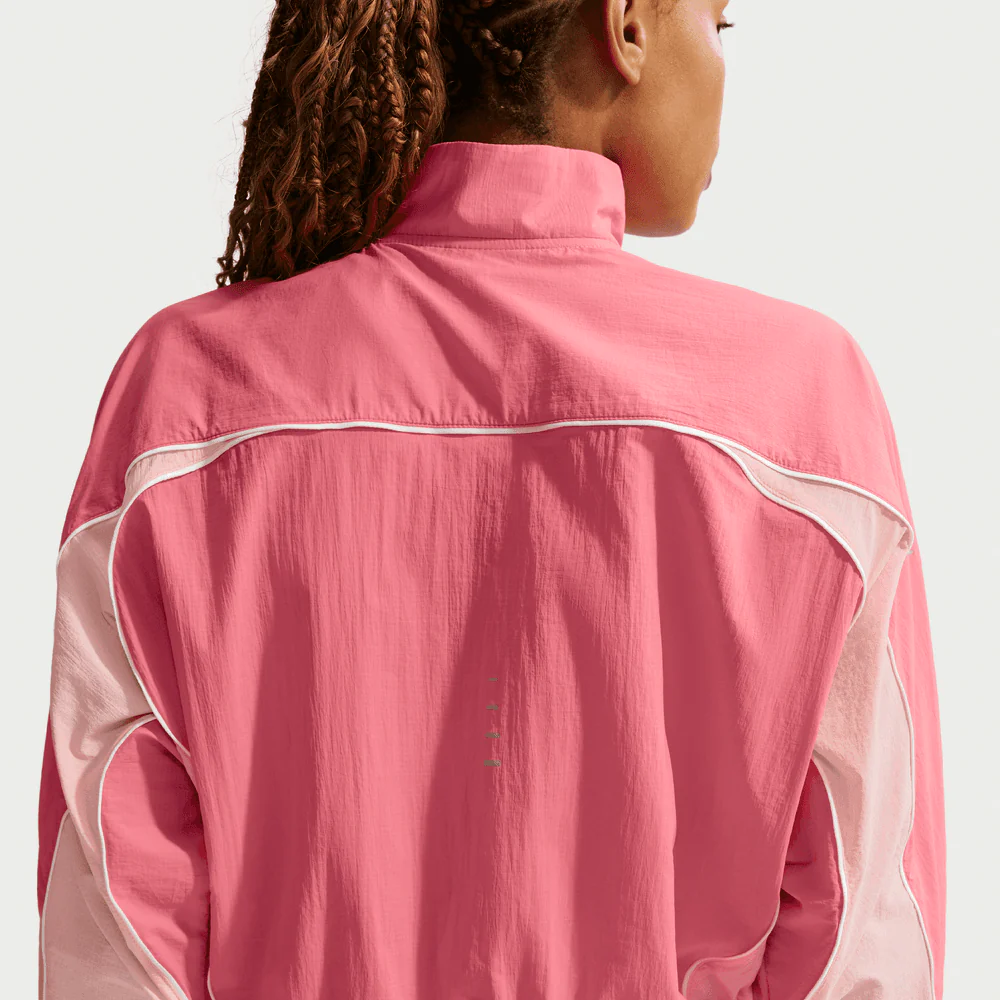 Wmns Nike Swift Repel UV Protection Running Jacket - Image 4