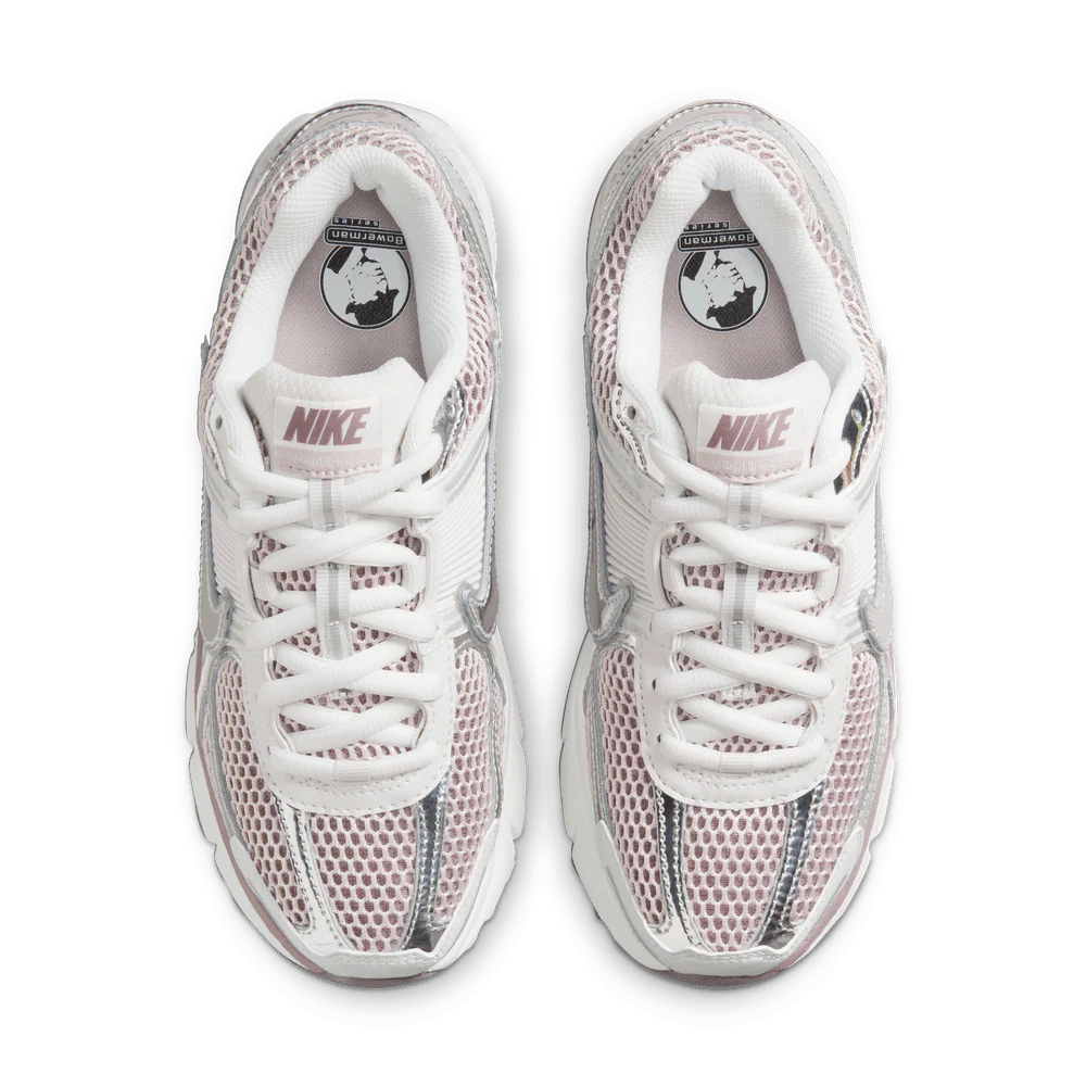 Wmns Nike Zoom Vomero 5 - Image 4